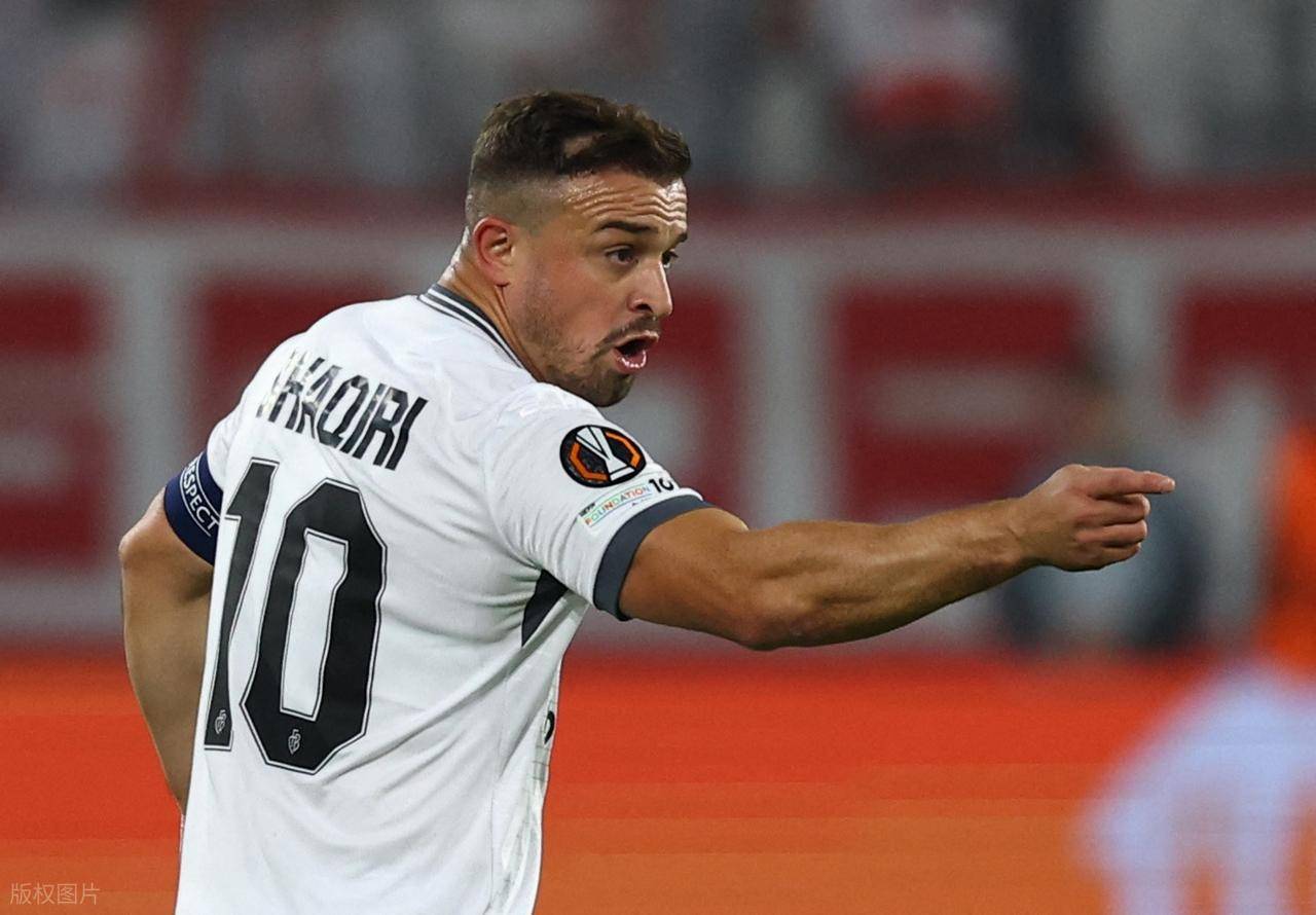 岁马克西米, 信心, 不占优势